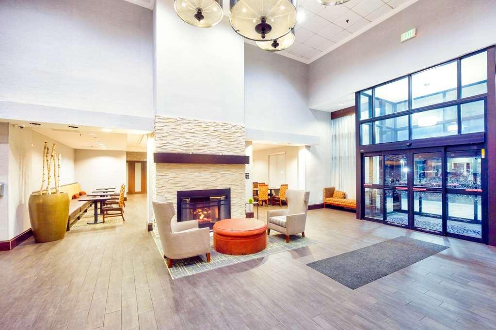 Hampton Inn Хейвірхілл Інтер'єр фото
