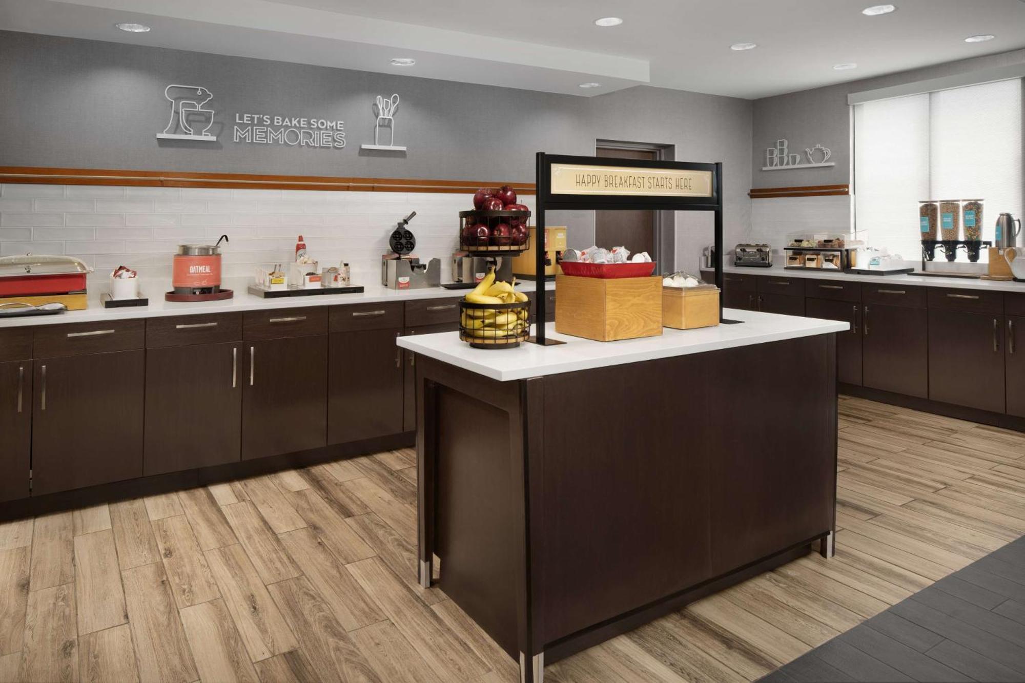 Hampton Inn Хейвірхілл Екстер'єр фото