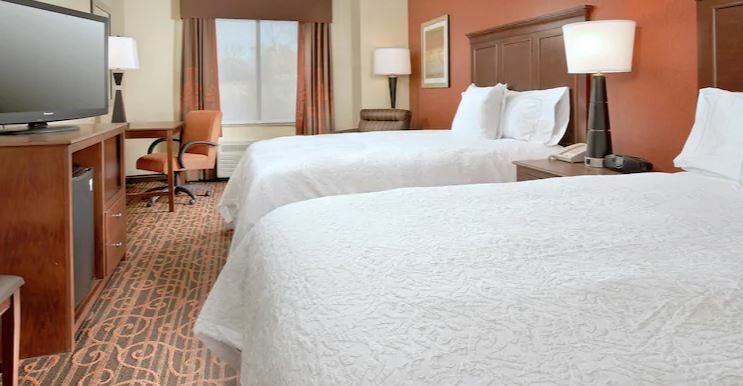 Hampton Inn Хейвірхілл Екстер'єр фото